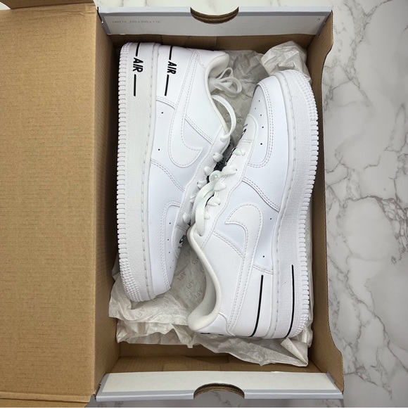 Nike Air Force 1 LV8 3 Double Air - Picture 16 of 16